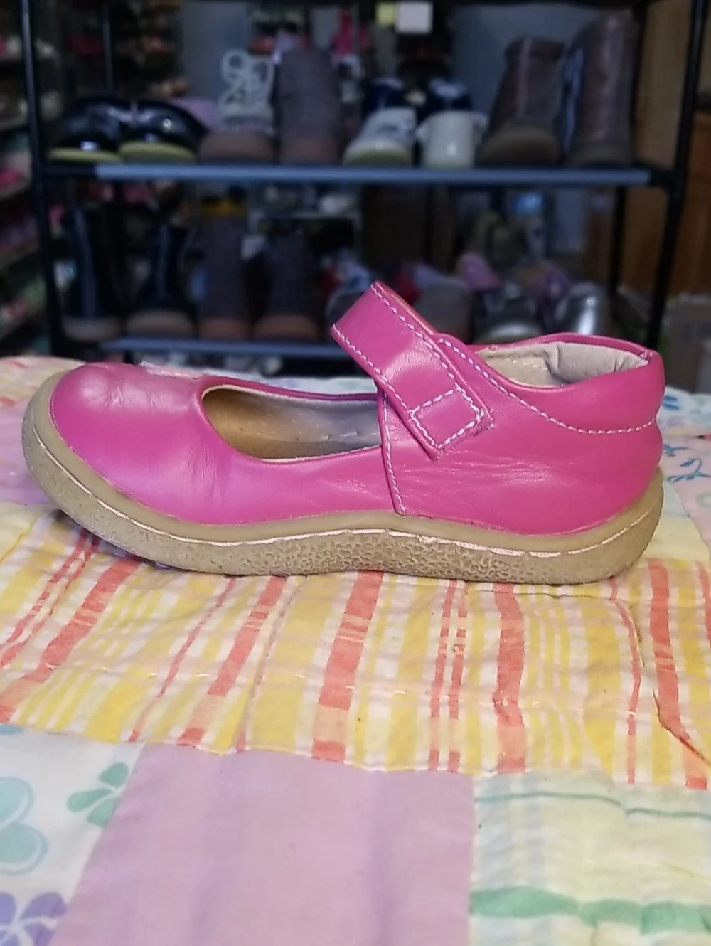 Livie & Luca Pink Leather Mary Janes with Pink Glitter Bird Size 7 Pio Pio